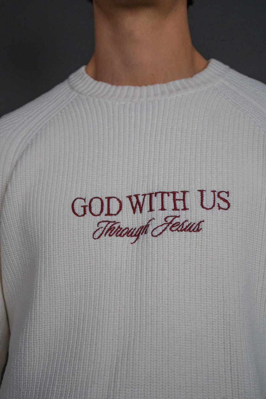 "GOD WITH US" SWEATER - OFF WHITE – Bild 6